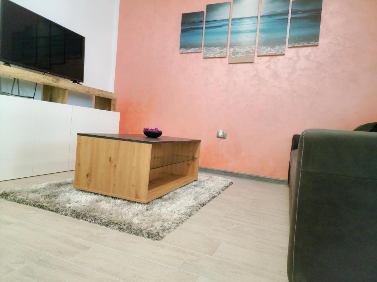 Sole Aparthotel Pool & Spa Mamaia Nord Năvodari Екстериор снимка