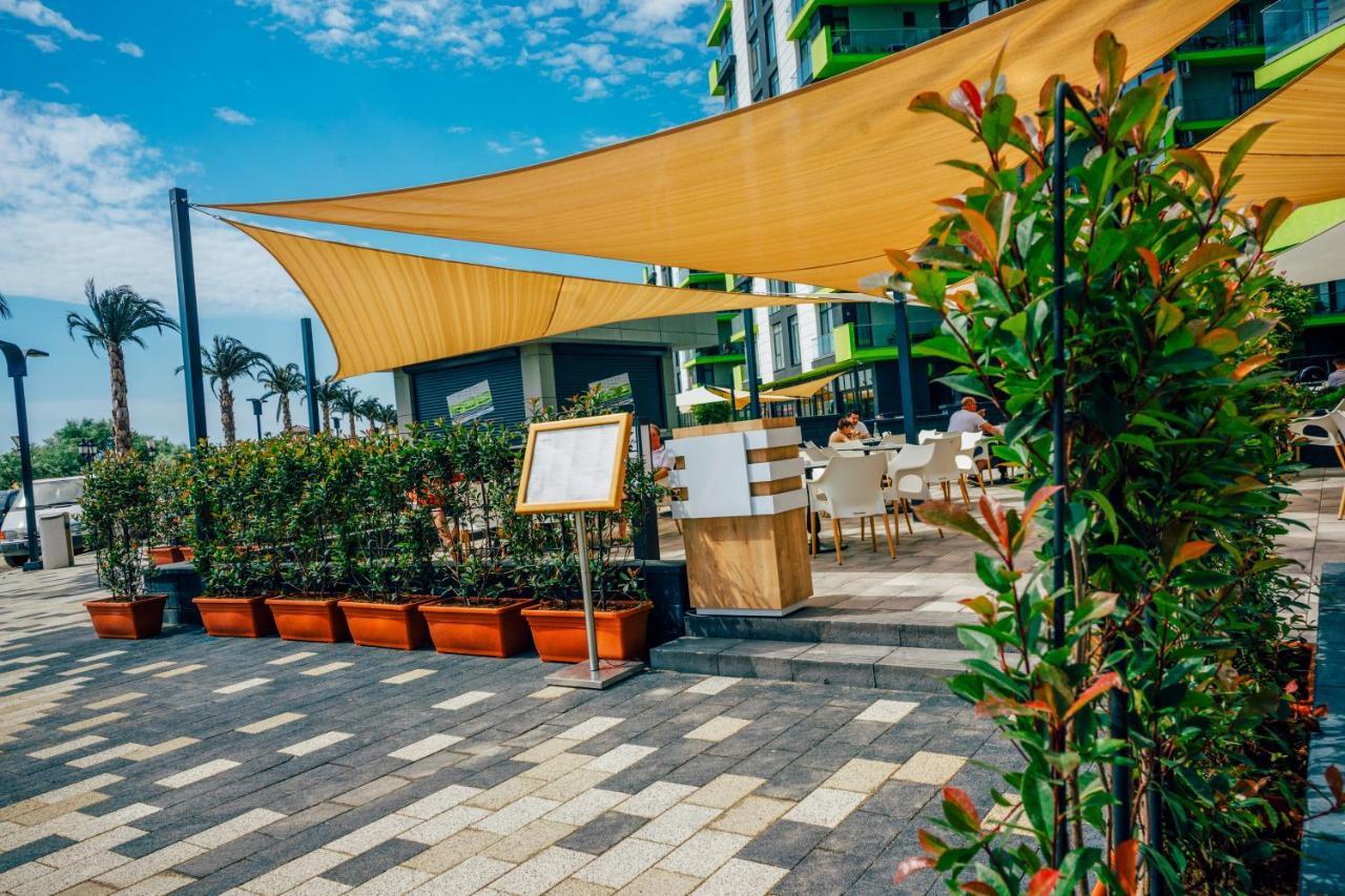 Sole Aparthotel Pool & Spa Mamaia Nord Năvodari Екстериор снимка